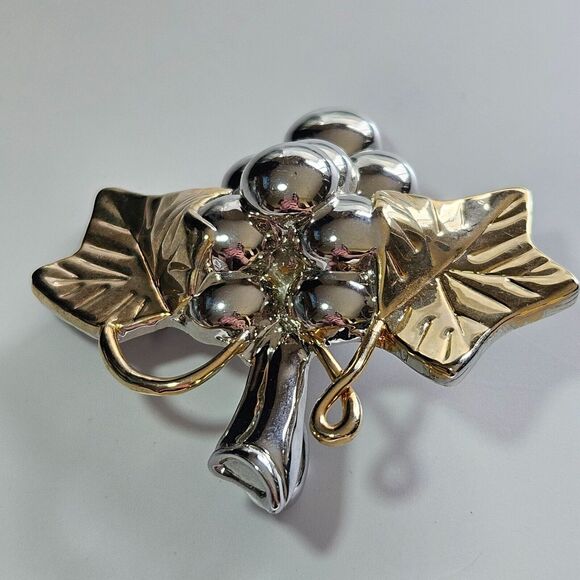 MJ silver and gold tone grape cluster brooch - Picture 9 of 11